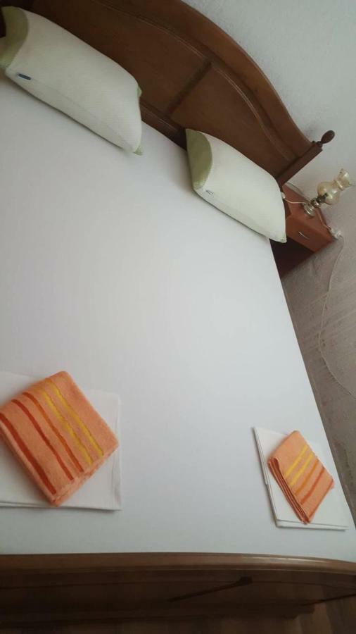 Apartman Zahira 카를로바크 외부 사진