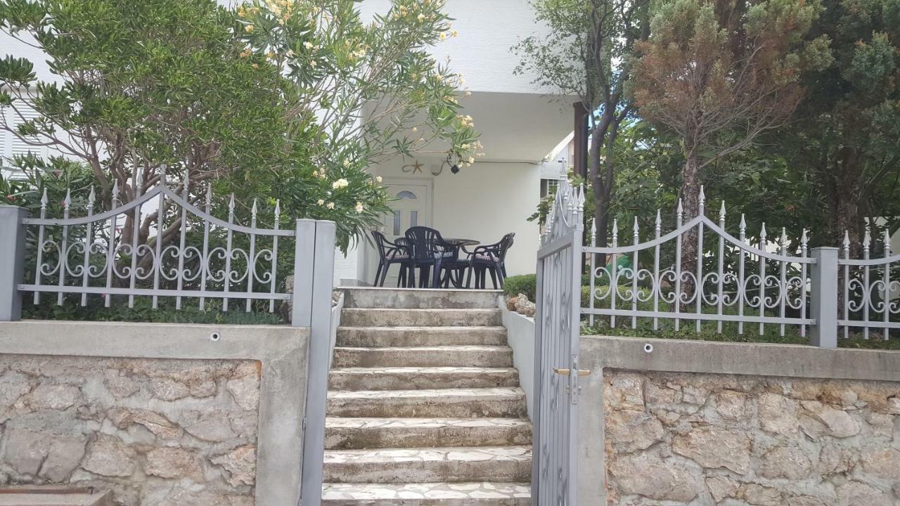 Apartman Zahira 카를로바크 외부 사진