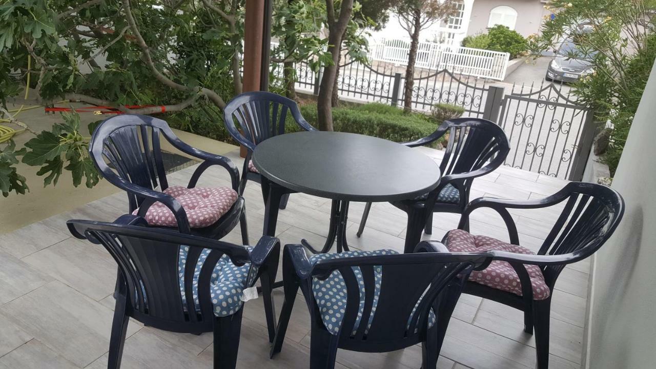 Apartman Zahira 카를로바크 외부 사진